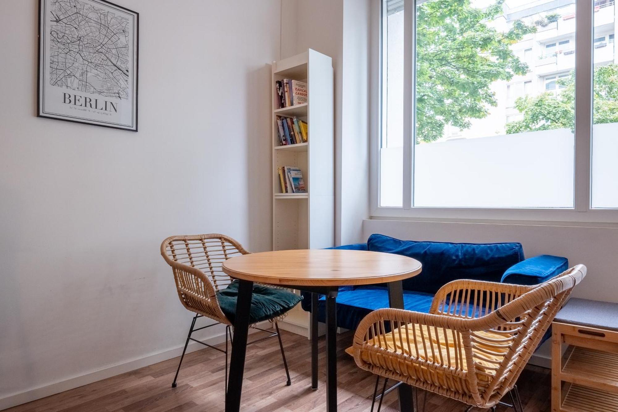 Apartamento Modern, Flat With Workspace Berlim